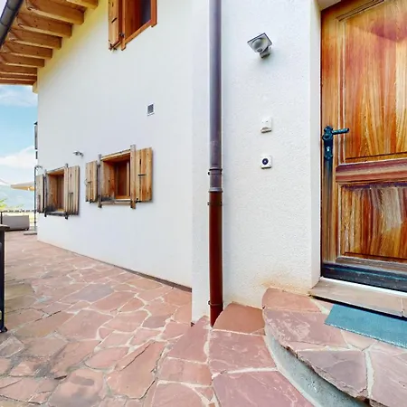 Axaari - View & Sunny 10 Pers 넨다즈