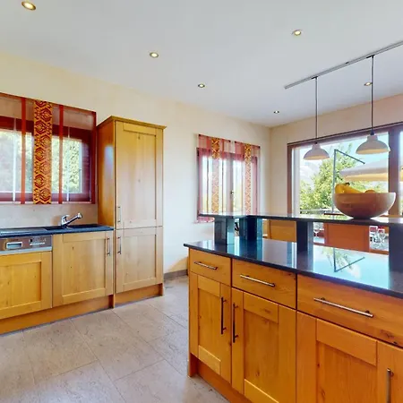 Axaari - View&sunny 10 Pers Chalet *