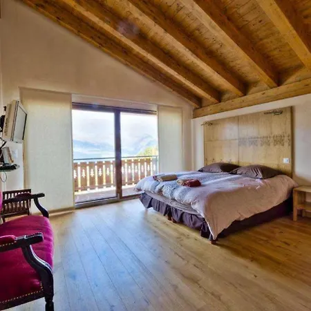 Axaari - View&sunny 10 Pers Chalet *