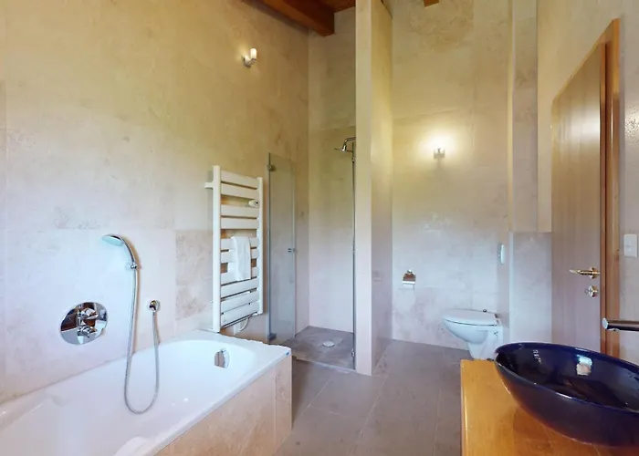 Axaari - View & Sunny 10 Pers Chalet Nendaz