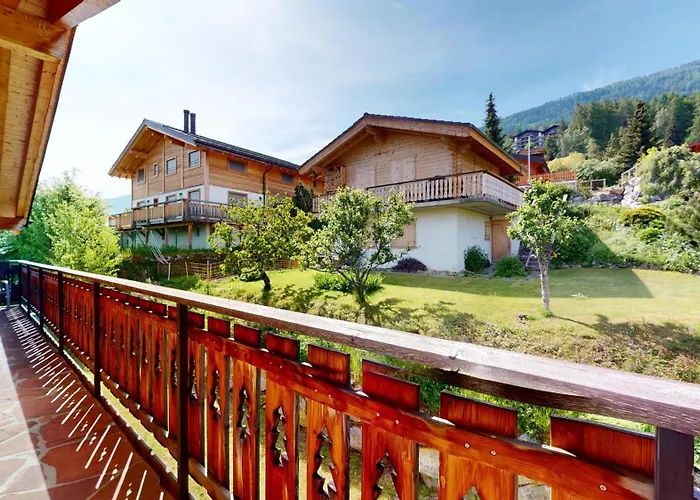 Axaari - View & Sunny 10 Pers Chalet *