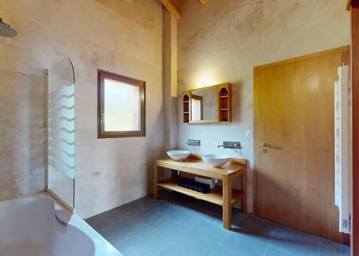 Axaari - View & Sunny 10 Pers Chalet Nendaz