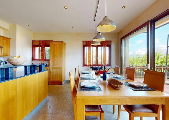 Chalet Axaari - View & Sunny 10 Pers Nendaz