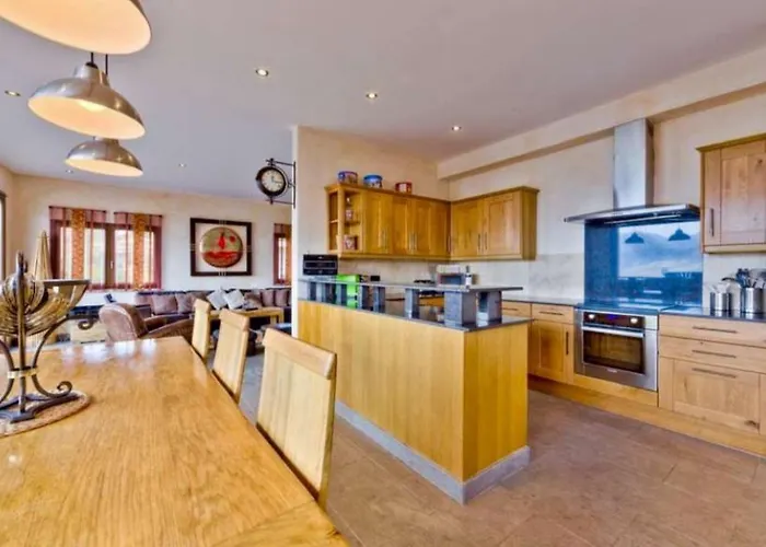 Chalet Axaari - View & Sunny 10 Pers Nendaz